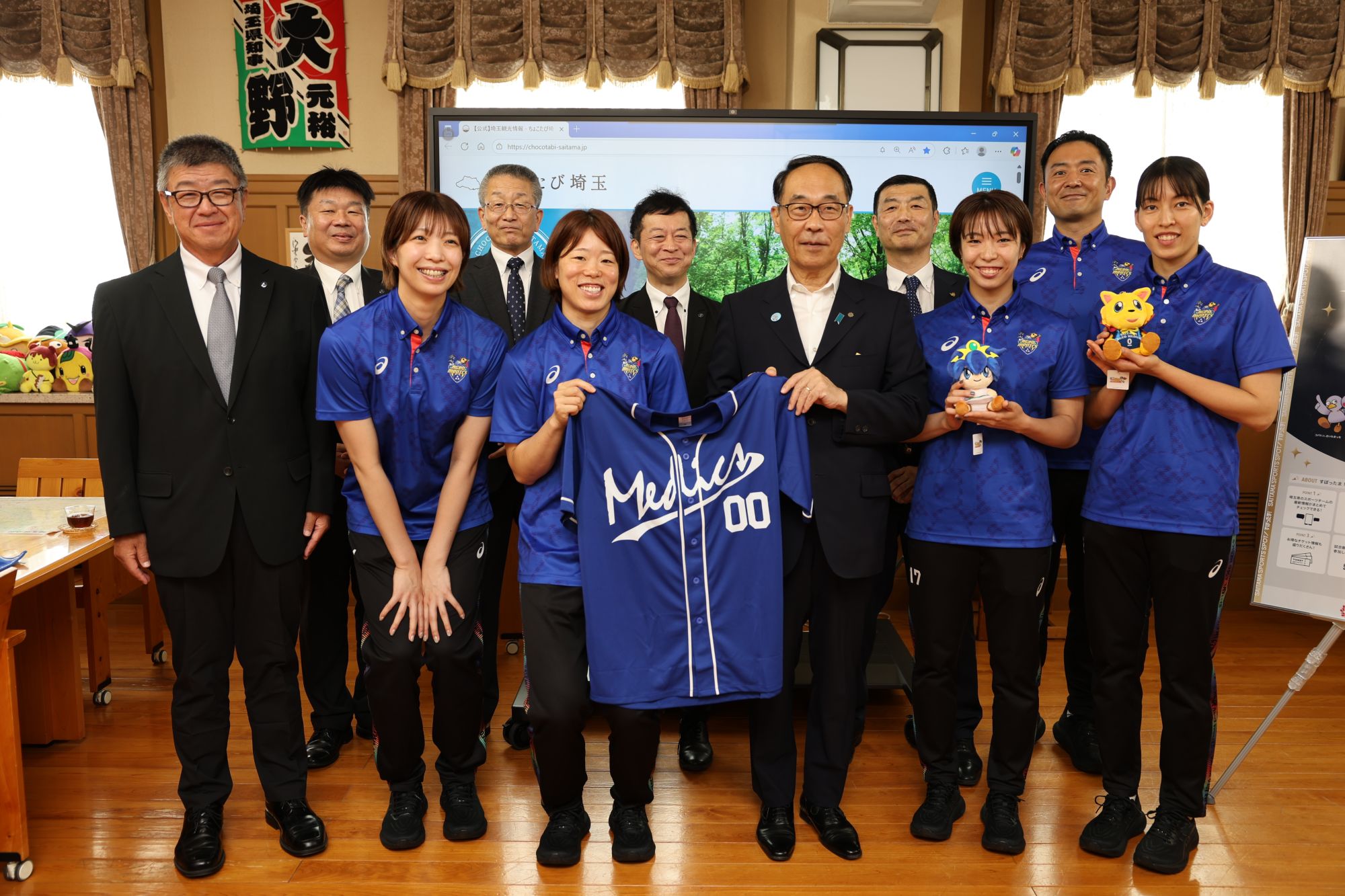 埼玉上尾メディックスが埼玉県庁を訪問